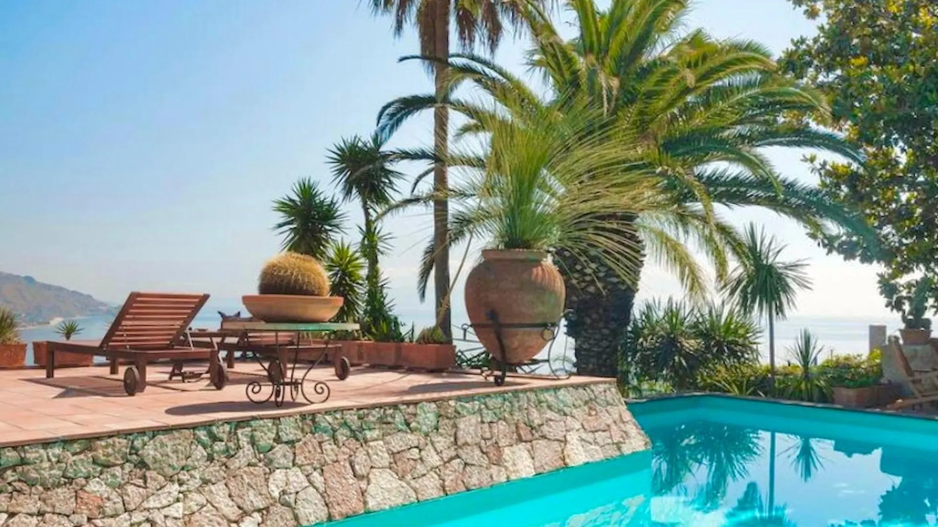 Апартаменты Villa Lou Taormina Private Villa With Panoramic Sea View Pool Италия