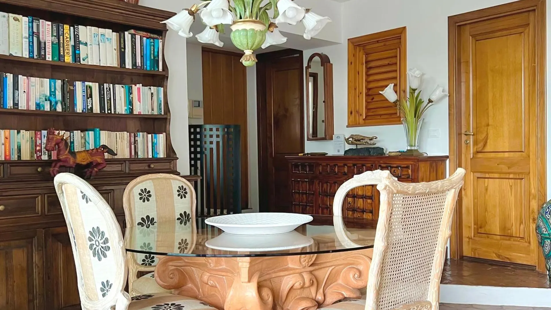 Апартаменты Villa Lou Taormina Private Villa With Panoramic Sea View Pool