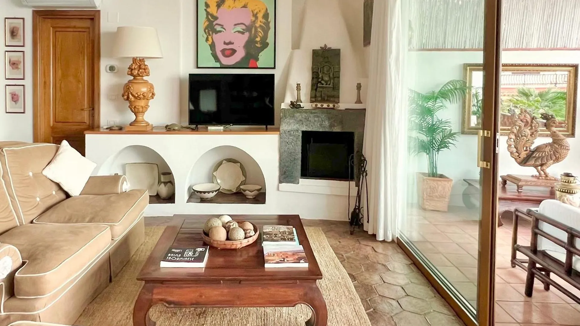 Апартаменты Villa Lou Taormina Private Villa With Panoramic Sea View Pool